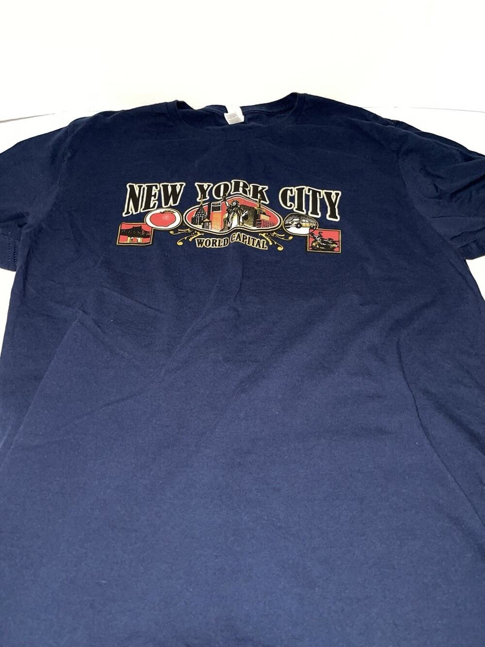 New York City World Capital T-Shirt Men’s Large
